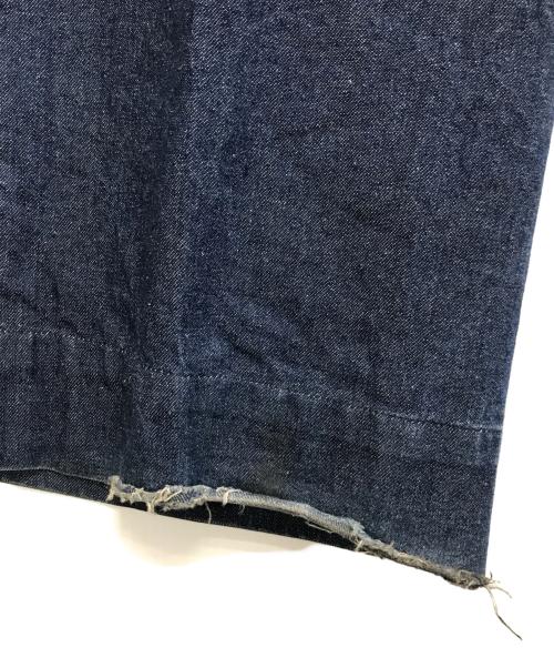 JOHN LAWRENCE SULLIVAN（ジョン ローレンス サリバン）JOHN LAWRENCE SULLIVAN (ジョン ローレンス サリバン) フロントタックワイドデニムパンツ インディゴ サイズ:42の古着・服飾アイテム