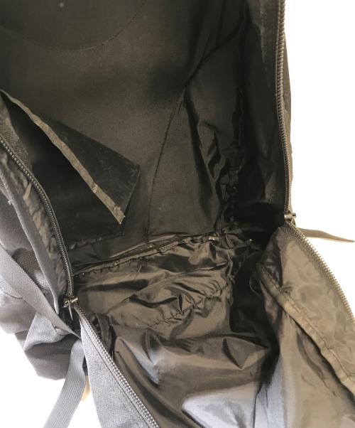SUPREME（シュプリーム）SUPREME (シュプリーム) OMEGA 32 BackPackの古着・服飾アイテム