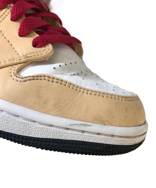 NIKE（ナイキ）NIKE (ナイキ) AIR JORDAN1 ベージュ×レッド サイズ:US9/UK8/EUR42.5/cm27/BR40.5/CN270(2.5)の古着・服飾アイテム