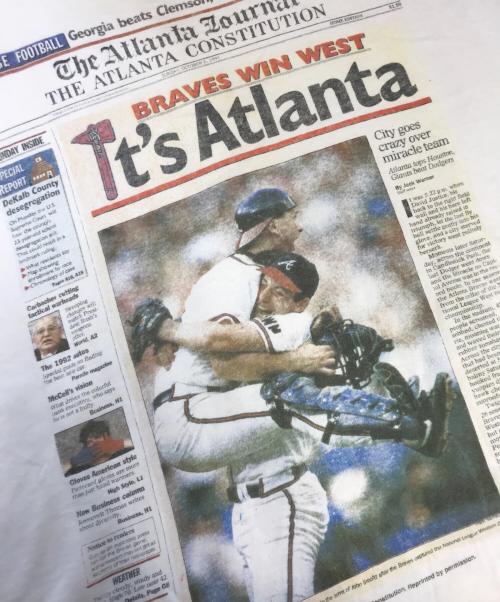 FRUIT OF THE LOOM（フルーツオブザルーム）FRUIT OF THE LOOM (フルーツオブザルーム) ニュースペーパープリントTシャツ ホワイト サイズ:XLの古着・服飾アイテム