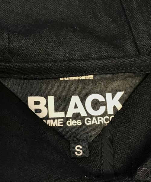 BLACK COMME des GARCONS（ブラックコムデギャルソン）BLACK COMME des GARCONS (ブラックコムデギャルソン) 背面ギャザーフードジャケット ブラック サイズ:Sの古着・服飾アイテム