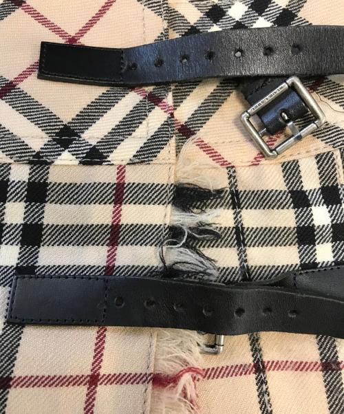 BURBERRY BLUE LABEL（バーバリーロンドンブルーレーベル）BURBERRY BLUE LABEL (バーバリーロンドンブルーレーベル) 巻きスカート ベージュ サイズ:38の古着・服飾アイテム
