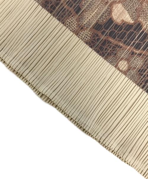 PLEATS PLEASE（プリーツプリーズ）PLEATS PLEASE (プリーツプリーズ) プリーツスカート ベージュ サイズ:3の古着・服飾アイテム