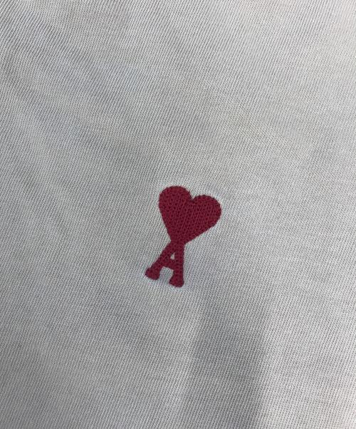AMI Alexandre Mattiussi（アミアレクサンドルマテュッシ）AMI Alexandre Mattiussi (アミアレクサンドルマテュッシ) ハートロゴ刺繍Tシャツ ベージュ サイズ:Sの古着・服飾アイテム