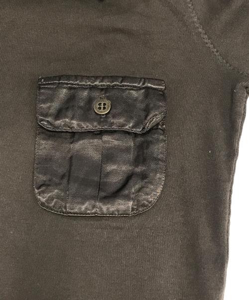 ARMANI JEANS（アルマーニジーンズ）ARMANI JEANS (アルマーニジーンズ) 襟付きL/Sカットソー ブラウン サイズ:42の古着・服飾アイテム