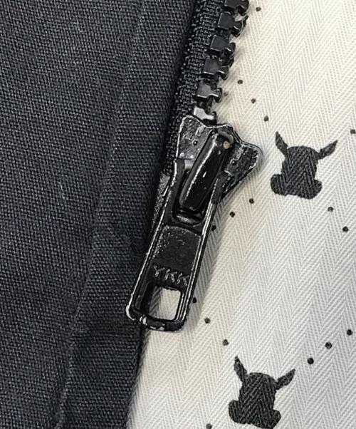 stussy（ステューシー）stussy (ステューシー) スカルプリントジップアップジャケット ブラック サイズ:Sの古着・服飾アイテム