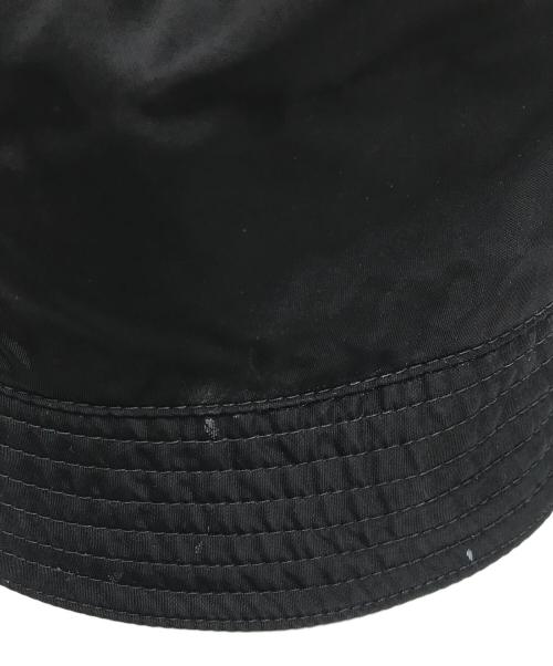 PRADA（プラダ）PRADA (プラダ) ナイロン 三角ロゴバケットハット ブラック サイズ:Lの古着・服飾アイテム
