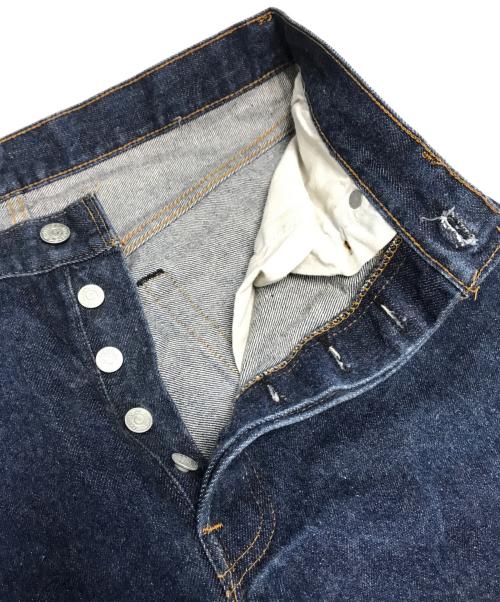 LEVI'S（リーバイス）LEVI'S (リーバイス) 501 赤耳デニムパンツ インディゴ サイズ:W33の古着・服飾アイテム