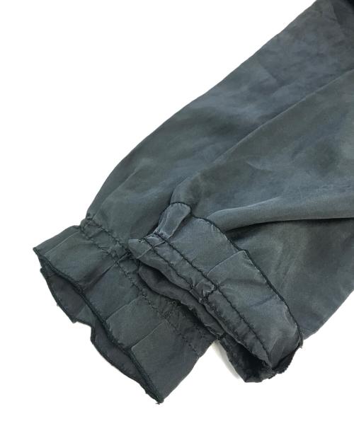 MIU MIU（ミュウミュウ）MIU MIU (ミュウミュウ) フリルブラウス グレー サイズ:表記なしの古着・服飾アイテム