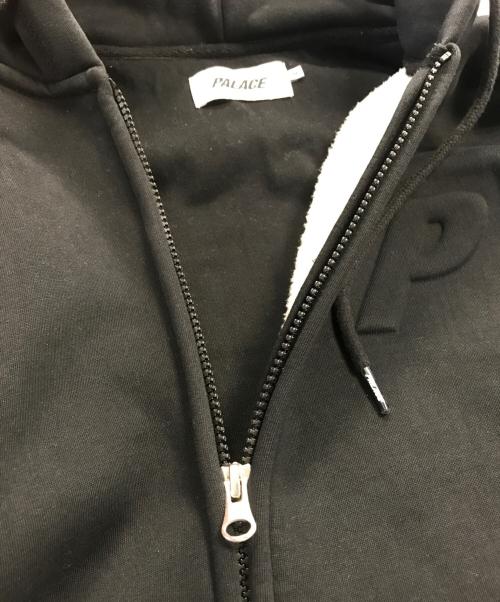 PALACE（パレス）PALACE (パレス) HERMAL EMBOSSED P3 ZIP HOOD ブラック サイズ:Mの古着・服飾アイテム