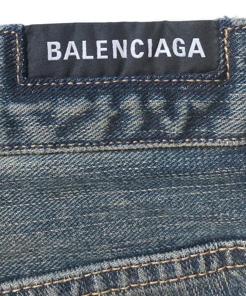 BALENCIAGA（バレンシアガ）BALENCIAGA (バレンシアガ) ウォッシュド加工ブーツカットデニムパンツ インディゴ サイズ:Ｍの古着・服飾アイテム