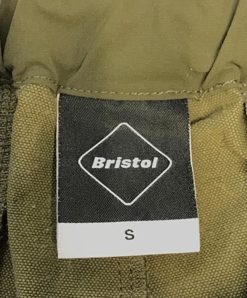 F.C.R.B.（エフシーレアルブリストル）F.C.R.B. (エフシーレアルブリストル) SOPH. (ソフ) ナイロンパンツ カーキ サイズ:Sの古着・服飾アイテム