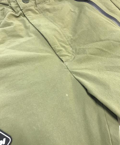 F.C.R.B.（エフシーレアルブリストル）F.C.R.B. (エフシーレアルブリストル) SOPH. (ソフ) ナイロンパンツ カーキ サイズ:Sの古着・服飾アイテム