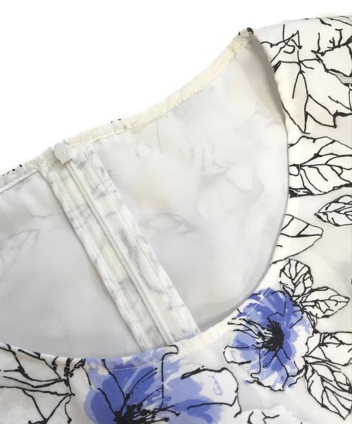 Rene（ルネ）Rene (ルネ) フラワーシアーワンピース ホワイト サイズ:38の古着・服飾アイテム