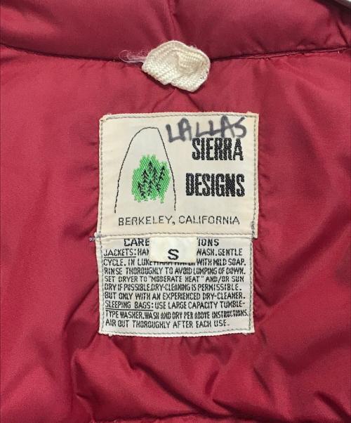SIERRA DESIGNS（シエラデザインズ）SIERRA DESIGNS (シエラデザインズ) ダウンジャケット レッド サイズ:Sの古着・服飾アイテム