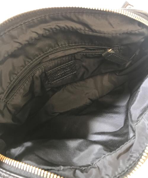 VERSACE（ヴェルサーチェ）VERSACE (ヴェルサーチェ) レザーショルダーバッグ ブラックの古着・服飾アイテム