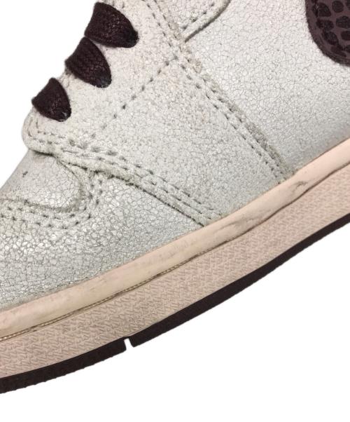 NIKE（ナイキ）NIKE (ナイキ) A MA MANIERE AIR JORDAN 1 RETRO HIGH OG SP ホワイト サイズ:US9/UK8/EUR42.5/cm27/BR40.5/CN270(2.5)の古着・服飾アイテム