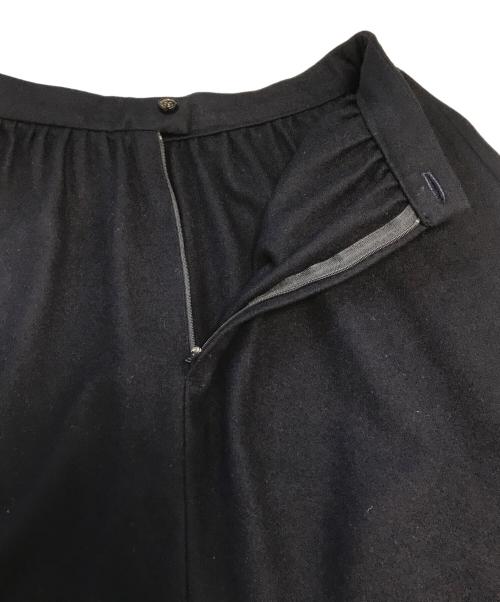 ROBE DE CHAMBRE COMME DES GARCONS（ローブドシャンブル コムデギャルソン）ROBE DE CHAMBRE COMME DES GARCONS (ローブドシャンブル コムデギャルソン) ウールスカート ネイビー サイズ:表記なしの古着・服飾アイテム