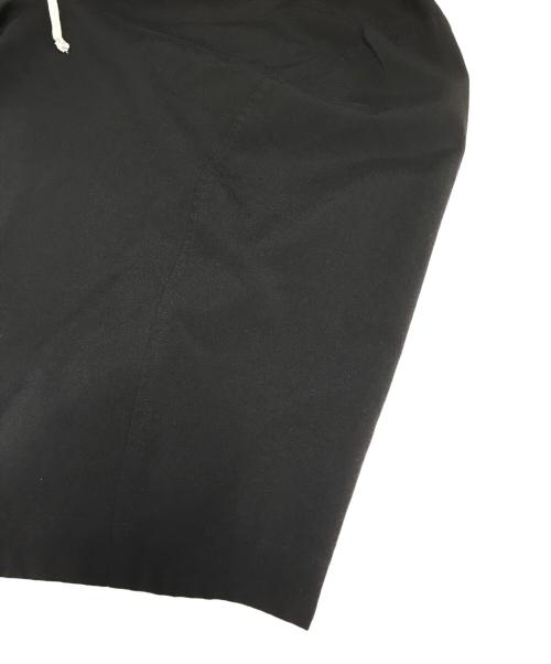 COMME des GARCONS COMME des GARCONS（コムデギャルソン コムデギャルソン）COMME des GARCONS COMME des GARCONS (コムデギャルソン コムデギャルソン) クロップドイージーパンツ ブラック サイズ:XSの古着・服飾アイテム