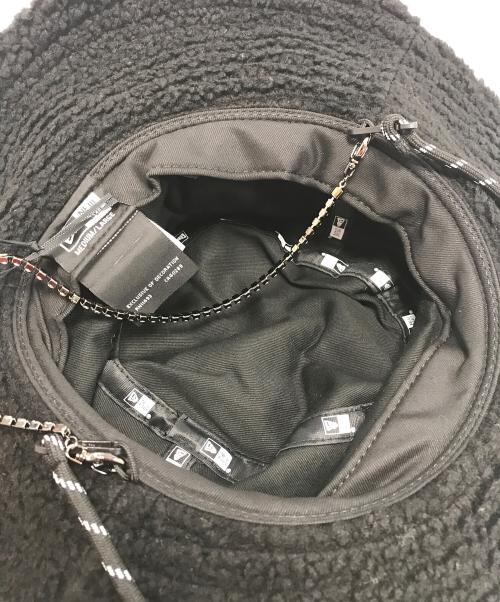 N°21（ヌメロヴェントゥーノ）N°21 (ヌメロヴェントゥーノ) New Era (ニューエラ) バケットハット ブラック 未使用品の古着・服飾アイテム