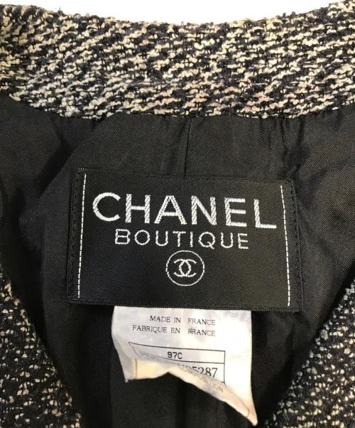 CHANEL（シャネル）CHANEL (シャネル) ココマークボタンツイードジャケット グレー サイズ:40の古着・服飾アイテム