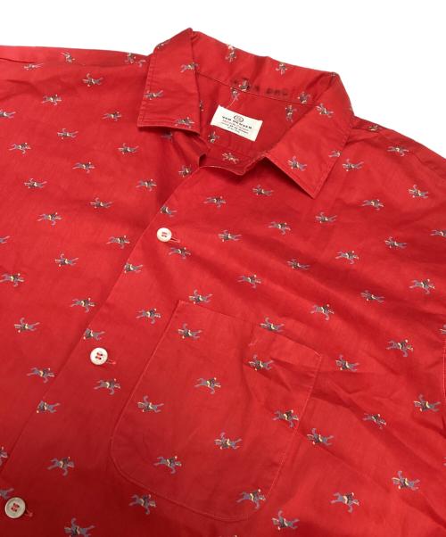 VAN HEUSEN（ヴァンヒューセン/バンヒューゼン）VAN HEUSEN (ヴァンヒューセン/バンヒューゼン) 総柄オープンカラーシャツ レッド サイズ:XLの古着・服飾アイテム