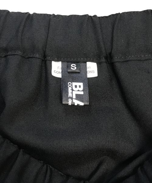 BLACK COMME des GARCONS（ブラックコムデギャルソン）BLACK COMME des GARCONS (ブラックコムデギャルソン) ティアードフリル スカート ブラック サイズ:Sの古着・服飾アイテム