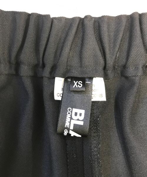 BLACK COMME des GARCONS（ブラックコムデギャルソン）BLACK COMME des GARCONS (ブラックコムデギャルソン) クロップドイージーワイドパンツ ブラック サイズ:XSの古着・服飾アイテム