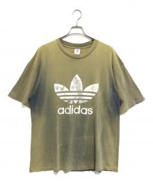 adidas（アディダス）の古着「両面ロゴプリントTシャツ」｜カーキ