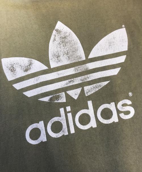 adidas（アディダス）adidas (アディダス) 両面ロゴプリントTシャツ カーキ サイズ:Lの古着・服飾アイテム