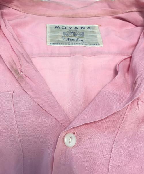 MOYANA by New Era（MOYANA by New Era）MOYANA by New Era (MOYANA by New Era) レーヨンシャツ ピンク サイズ:不明の古着・服飾アイテム