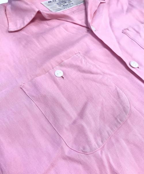 MOYANA by New Era（MOYANA by New Era）MOYANA by New Era (MOYANA by New Era) レーヨンシャツ ピンク サイズ:不明の古着・服飾アイテム