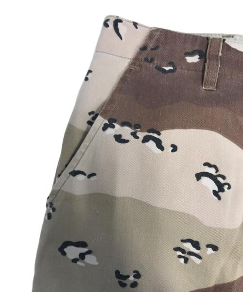 stussy（ステューシー）stussy (ステューシー) チョコチップカモハーフパンツ ベージュ サイズ:Lの古着・服飾アイテム
