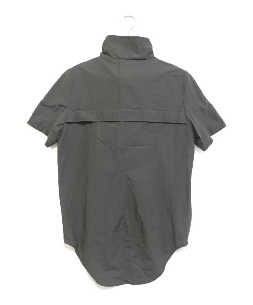 NU/KE（ニューク）NU/KE (ニューク) OFF-NECK TECH NYLON CUTSEW グレー サイズ:(SMALL)01の古着・服飾アイテム