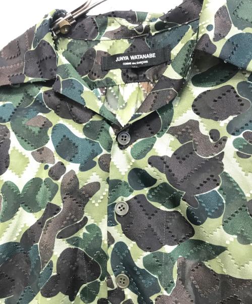JUNYA WATANABE COMME des GARCONS（(ジュンヤワタナベ コムデギャルソン）JUNYA WATANABE COMME des GARCONS ((ジュンヤワタナベ コムデギャルソン) カモフラシアーシャツ グリーン サイズ:XSの古着・服飾アイテム