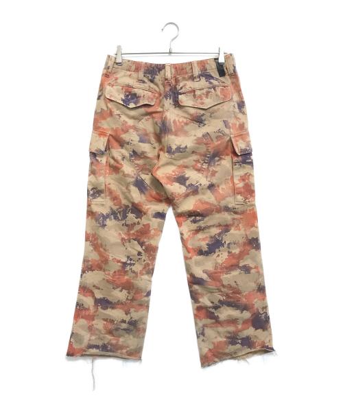 ISAMU KATAYAMA BACKLASH（イサムカタヤマ・バックラッシュ）ISAMU KATAYAMA BACKLASH (イサムカタヤマ・バックラッシュ) 総柄カーゴパンツ ブラウン サイズ:Mの古着・服飾アイテム