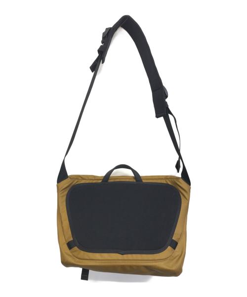 ARC'TERYX（アークテリクス）ARC'TERYX (アークテリクス) GRANVILLE 10 COURIER BAG ベージュ サイズ:表記なしの古着・服飾アイテム