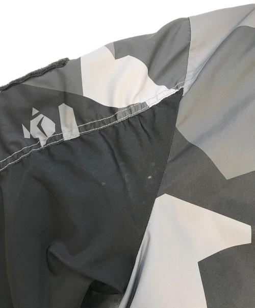 A BATHING APE（ア ベイシング エイプ）A BATHING APE (ア ベイシング エイプ) 中綿ブルゾン グレー サイズ:XLの古着・服飾アイテム