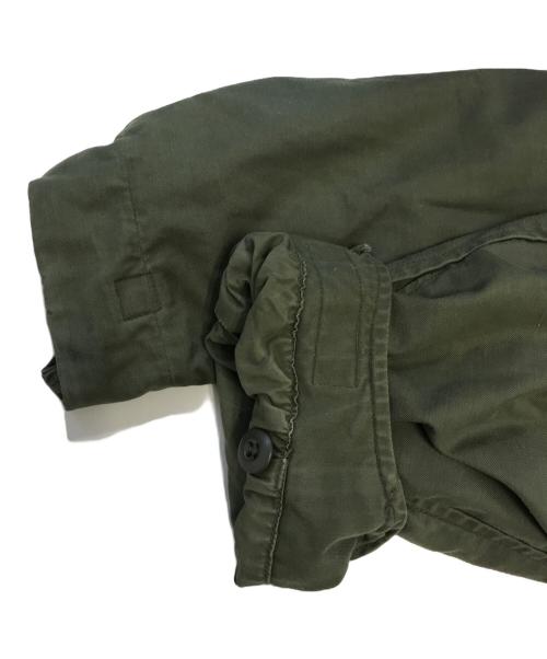 VINTAGE MILITARY（ヴィンテージ ミリタリー）VINTAGE MILITARY (ヴィンテージ ミリタリー) US ARMY M-65フィールドジャケット オリーブ サイズ:REGULAR-MEDIUMの古着・服飾アイテム