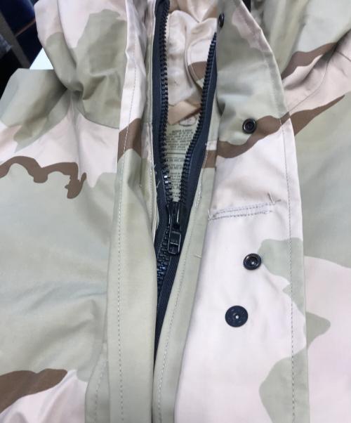 VINTAGE MILITARY（ヴィンテージ ミリタリー）VINTAGE MILITARY (ヴィンテージ ミリタリー) US ARMY ECWCS GORE-TEX PARKA ベージュ サイズ:M-XSの古着・服飾アイテム