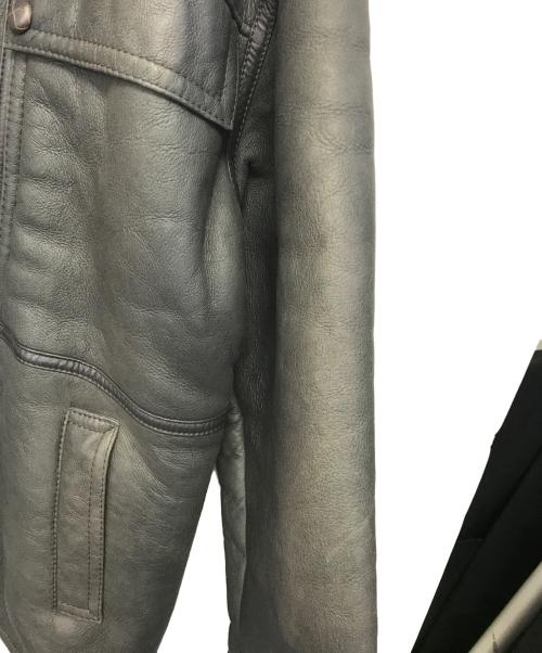 GIVENCHY GENTLEMAN（ジバンシィ ジェントルマン）GIVENCHY GENTLEMAN (ジバンシィ ジェントルマン) ムートンコート グレー サイズ:50の古着・服飾アイテム