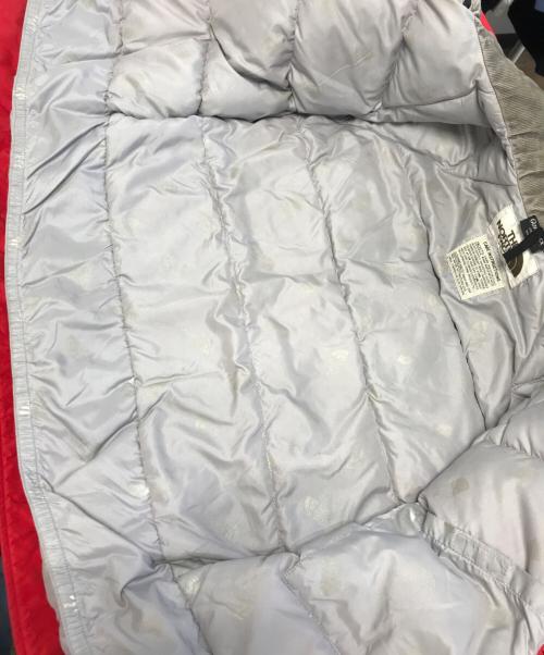 THE NORTH FACE（ザ ノース フェイス）THE NORTH FACE (ザ ノース フェイス) 中綿ジャケット レッド サイズ:Mの古着・服飾アイテム