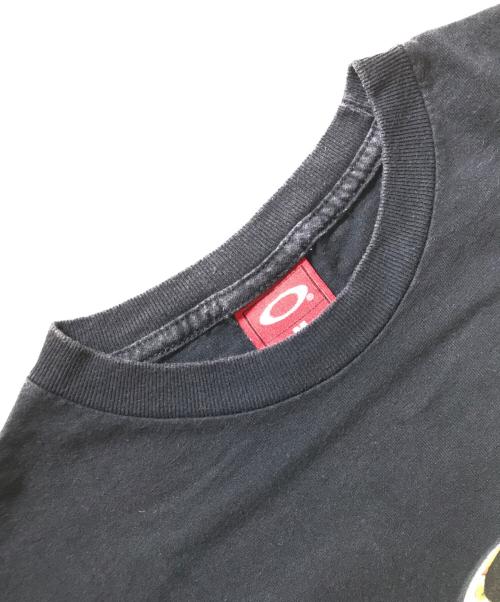 OAKLEY（オークリー）OAKLEY (オークリー) プリントTシャツ ブラック サイズ:Mの古着・服飾アイテム