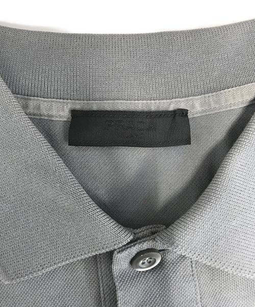 PRADA（プラダ）PRADA (プラダ) トライアングルロゴ 半袖ポロシャツ グレー サイズ:XSの古着・服飾アイテム