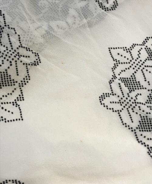 COMME des GARCONS COMME des GARCONS（コムデギャルソン コムデギャルソン）COMME des GARCONS COMME des GARCONS (コムデギャルソン コムデギャルソン) ノースリーブ花柄ワンピース アイボリー サイズ:SSの古着・服飾アイテム