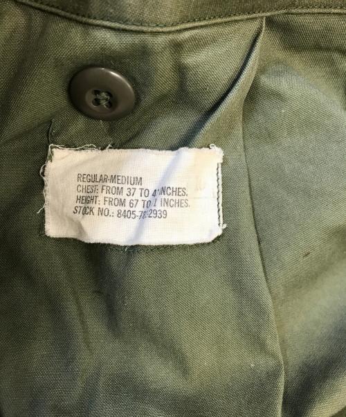 VINTAGE MILITARY（ヴィンテージ ミリタリー）VINTAGE MILITARY (ヴィンテージ ミリタリー) US ARMY M-65フィールドジャケット オリーブ サイズ:REGULAR-MEDIUMの古着・服飾アイテム