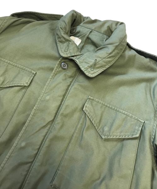 VINTAGE MILITARY（ヴィンテージ ミリタリー）VINTAGE MILITARY (ヴィンテージ ミリタリー) US ARMY M-65フィールドジャケット オリーブ サイズ:REGULAR-MEDIUMの古着・服飾アイテム
