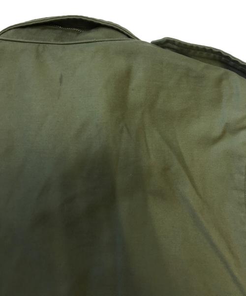 VINTAGE MILITARY（ヴィンテージ ミリタリー）VINTAGE MILITARY (ヴィンテージ ミリタリー) US ARMY M-65フィールドジャケット オリーブ サイズ:REGULAR-MEDIUMの古着・服飾アイテム