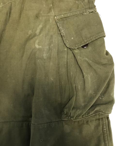 VINTAGE MILITARY（ヴィンテージ ミリタリー）VINTAGE MILITARY (ヴィンテージ ミリタリー) M-47カーゴパンツ オリーブ サイズ:不明の古着・服飾アイテム