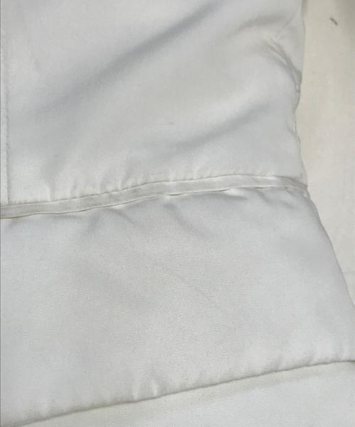 ROBE DE CHAMBRE COMME DES GARCONS（ローブドシャンブル コムデギャルソン）ROBE DE CHAMBRE COMME DES GARCONS (ローブドシャンブル コムデギャルソン) ダウンジャケット ホワイト サイズ:Sの古着・服飾アイテム